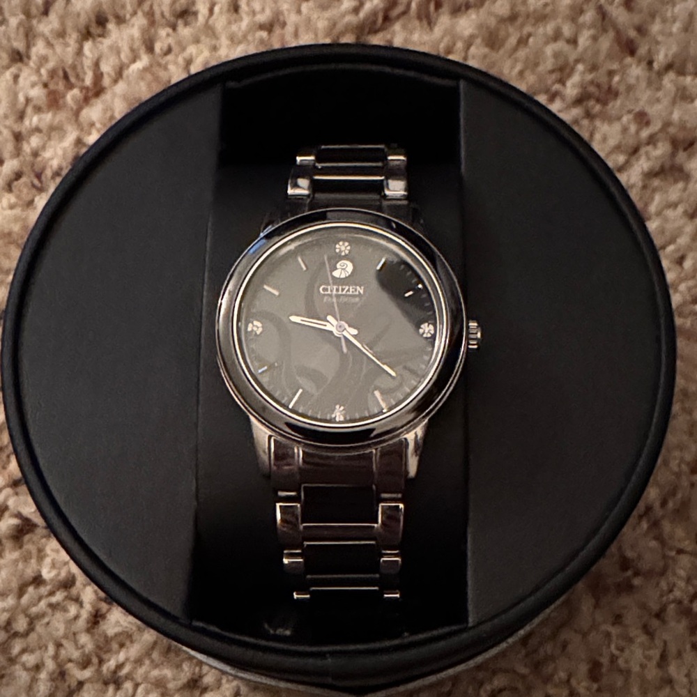 Disney Silver and Black Citizen Watch in Branded Case - Picture 2 of 4